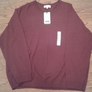 NWT Men's V-neck sweater